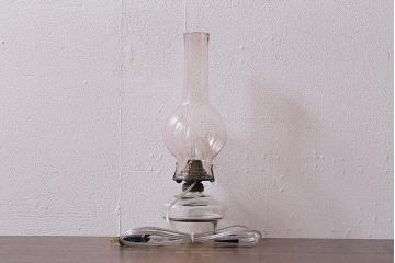 アンティーク照明　昭和初期　オイルランプリメイク　レトロなガラスが和む空間を演出するテーブルランプ(スタンドライト、卓上照明)(R-041943)