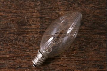 アンティーク照明　昭和初期　オイルランプリメイク　レトロなガラスが和む空間を演出するテーブルランプ(スタンドライト、卓上照明)(R-041943)