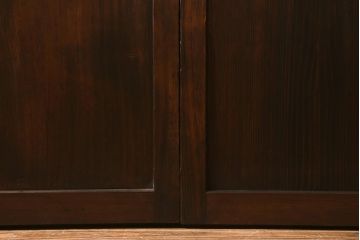 アンティーク建具　和製アンティーク　明治大正期　濃淡のある木の色味が味わい深い板戸2枚セット(帯戸、建具)(R-041946)