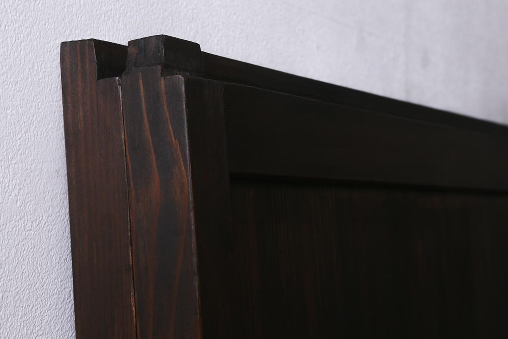 アンティーク建具　和製アンティーク　明治大正期　濃淡のある木の色味が味わい深い板戸2枚セット(帯戸、建具)(R-041946)