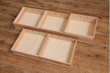 ラフジュ工房オリジナル　古金具リメイク　脚付き　小物の整理にも便利なサイドチェスト(小物収納、引き出し)(R-042004)
