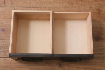 ラフジュ工房オリジナル　古金具リメイク　前板栗材　ヒノキ材　シックな雰囲気漂う小引き出し(小物収納、卓上収納)(R-042016)