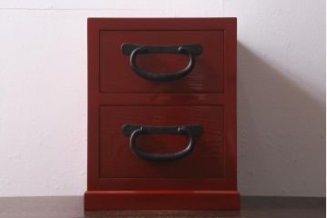 ラフジュ工房オリジナル　古金具リメイク　前板栗材　ヒノキ材　朱塗りが気品漂う小引き出し(小物収納、卓上収納)(R-042017)