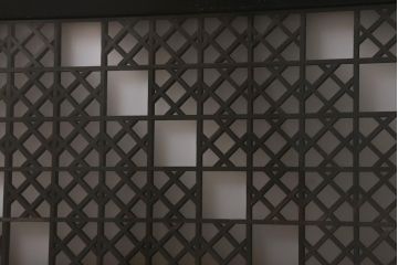 アンティーク建具　大正昭和初期　大正ロマンの雰囲気溢れる組子欄間(欄間、明り取り、明かり取り)(R-042018)