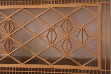 ビンテージ建具　両面ガラス　格子・麻の葉　上品な佇まいの組子欄間(明かり取り、明り取り)(R-042024)