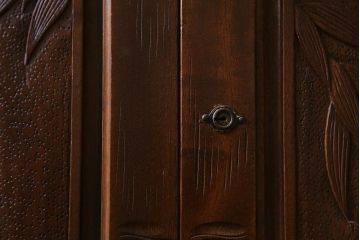 ヴィンテージ家具　伝統工芸　軽井沢彫り　竹の彫りが見事なチェスト(和タンス、洋服タンス、ビンテージ)(R-042026)