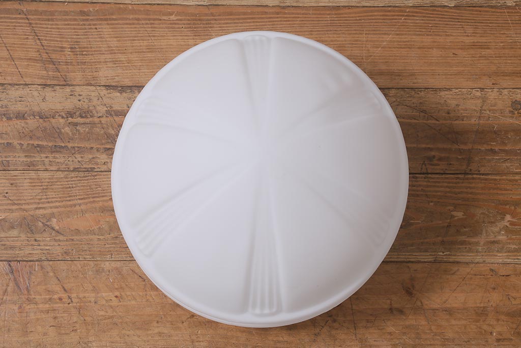 アンティーク照明　陽刻のカバーが上品なペンダントライト(天井照明、吊り下げ照明)(R-042029)