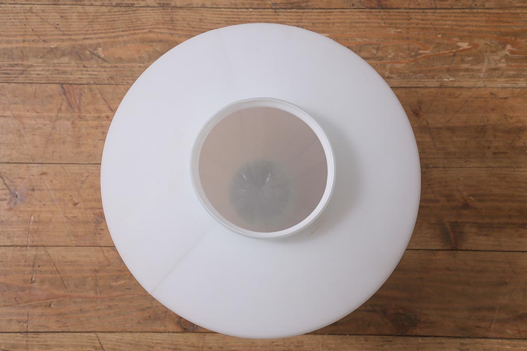 アンティーク照明　陽刻のカバーが上品なペンダントライト(天井照明、吊り下げ照明)(R-042029)