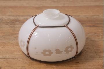 アンティーク照明　昭和初期　梅と小鳥の模様が可愛らしい天井照明(吊り下げ照明、ペンダントライト)(R-042031)