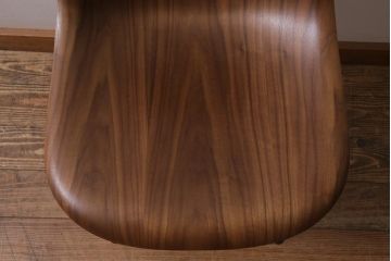 展示美品　Hermanmiller(ハーマンミラー社)　イームズウッドシェルチェア　ワイヤーベース(サイドチェア、椅子)(定価約9万円)(R-042032)