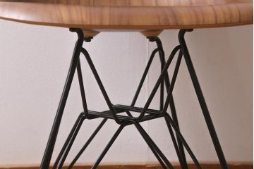 展示美品　Hermanmiller(ハーマンミラー社)　イームズウッドシェルチェア　ワイヤーベース(サイドチェア、椅子)(定価約9万円)(R-042032)