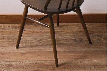 ヴィンテージ家具　イギリスビンテージ　ERCOL(アーコール)　美しく丈夫な作りが魅力的なクエーカーチェア(ダイニングチェア、椅子、ウィンザーチェア、ウインザーチェア)(R-042034)