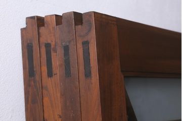 アンティーク建具　和製アンティーク　ヒノキ材　腰板ケヤキ材　上手物!　珍しいデザインが目を引くガラス戸4枚セット(引き戸、建具)(R-042036)