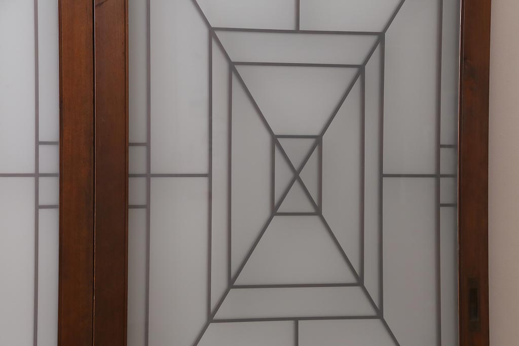 アンティーク建具　和製アンティーク　ヒノキ材　腰板ケヤキ材　上手物!　珍しいデザインが目を引くガラス戸4枚セット(引き戸、建具)(R-042036)