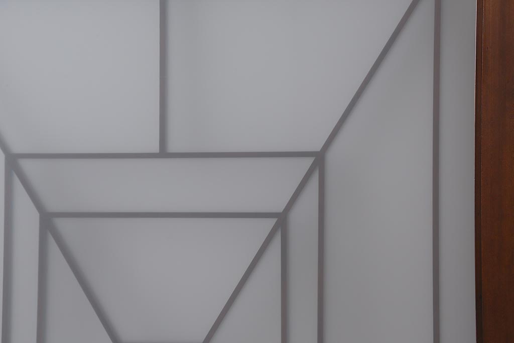 アンティーク建具　和製アンティーク　ヒノキ材　腰板ケヤキ材　上手物!　珍しいデザインが目を引くガラス戸4枚セット(引き戸、建具)(R-042036)