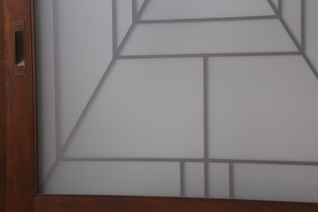 アンティーク建具　和製アンティーク　ヒノキ材　腰板ケヤキ材　上手物!　珍しいデザインが目を引くガラス戸4枚セット(引き戸、建具)(R-042036)