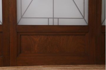 アンティーク建具　和製アンティーク　ヒノキ材　腰板ケヤキ材　上手物!　珍しいデザインが目を引くガラス戸4枚セット(引き戸、建具)(R-042036)