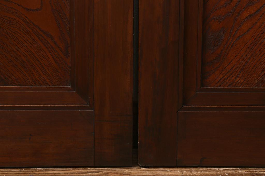 アンティーク建具　和製アンティーク　ヒノキ材　腰板ケヤキ材　上手物!　珍しいデザインが目を引くガラス戸4枚セット(引き戸、建具)(R-042036)