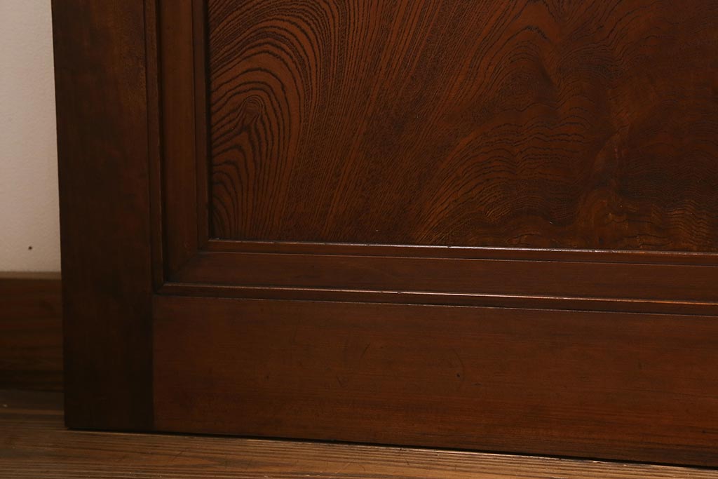 アンティーク建具　和製アンティーク　ヒノキ材　腰板ケヤキ材　上手物!　珍しいデザインが目を引くガラス戸4枚セット(引き戸、建具)(R-042036)