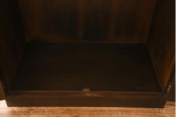 ビンテージ家具　神戸洋家具　永田良介商店　鏡付き　エレガントな佇まいが魅力のワードローブ(洋服タンス、衣装タンス、ヴィンテージ)(R-042041)