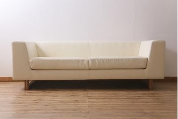 展示品　IDC大塚家具　リンレイ(LINLEY)　ヘリックス　木製脚　本革　ホワイトカラーの二人掛けソファ(定価約147万円)(R-042045)
