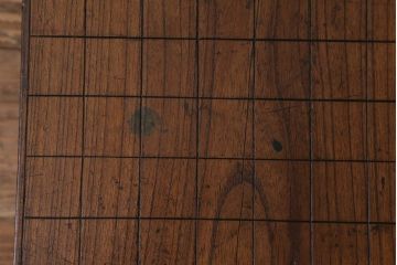 和製アンティーク　欅(ケヤキ)材　存在感のある足付将棋盤(花台、飾り台)(R-042048)