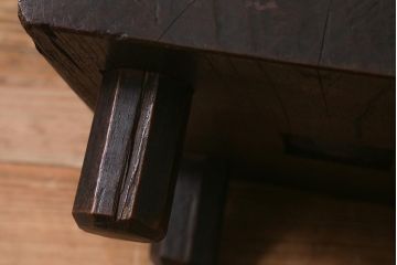 和製アンティーク　欅(ケヤキ)材　存在感のある足付将棋盤(花台、飾り台)(R-042048)