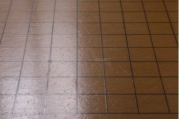 アンティーク雑貨　昭和中期　覆い付き　3寸5分　足付碁盤(囲碁盤、花台、飾り台)(R-042050)
