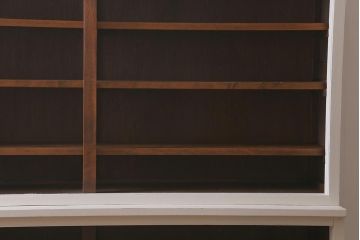 アンティーク家具　昭和中期　ペイント　ナチュラルな雰囲気が魅力の重ね戸棚(食器棚、収納棚、キャビネット)(R-042051)