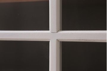 アンティーク家具　昭和中期　ペイント　ナチュラルな雰囲気が魅力の重ね戸棚(食器棚、収納棚、キャビネット)(R-042051)
