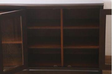 中古　北海道民芸家具　落ち着いた色味が取り入れやすいサイドボード(リビングボード、キャビネット、収納棚)(R-042056)