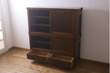 アンティーク家具　最上手物!　前面欅玉杢　黒柿材　希少　重厚な佇まいが魅力的な関東重ね水屋箪笥(収納棚、戸棚)(R-042057)