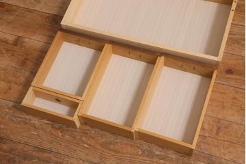 中古　指物家具　からくり付き!凝ったつくりが魅力の小物収納(定価14万円)(小箪笥)(R-042064)