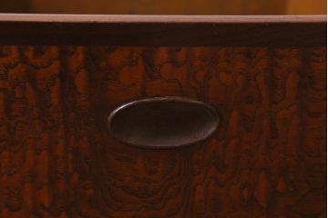 アンティーク雑貨　昭和中期　タモ玉杢材　品の良い落ち着いた佇まいが魅力の角火鉢(木製火鉢)(R-042065)