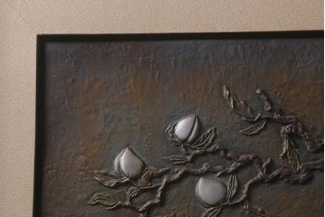 ビンテージ雑貨　正源作　ブロンズレリーフ　鹿と桃(銅板)(R-042068)