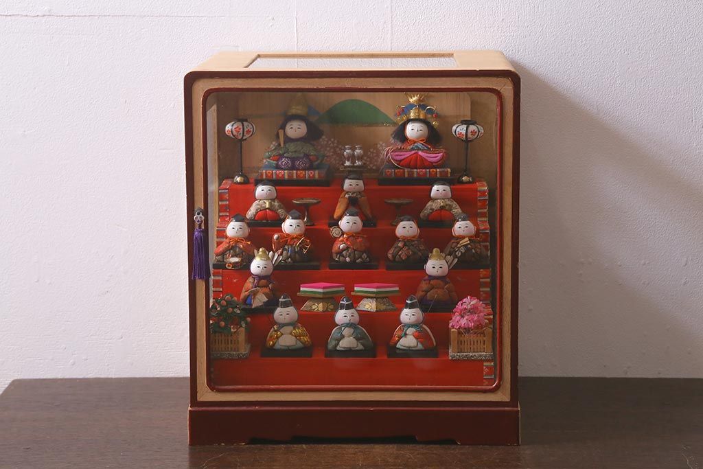ビンテージ雑貨　昭和期　古い木目込み人形　五段雛飾り(雛人形、ケース付)(R-042072)