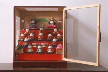 ビンテージ雑貨　昭和期　古い木目込み人形　五段雛飾り(雛人形、ケース付)(R-042072)