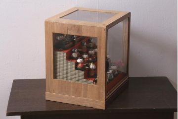 ビンテージ雑貨　昭和期　古い木目込み人形　五段雛飾り(雛人形、ケース付)(R-042072)