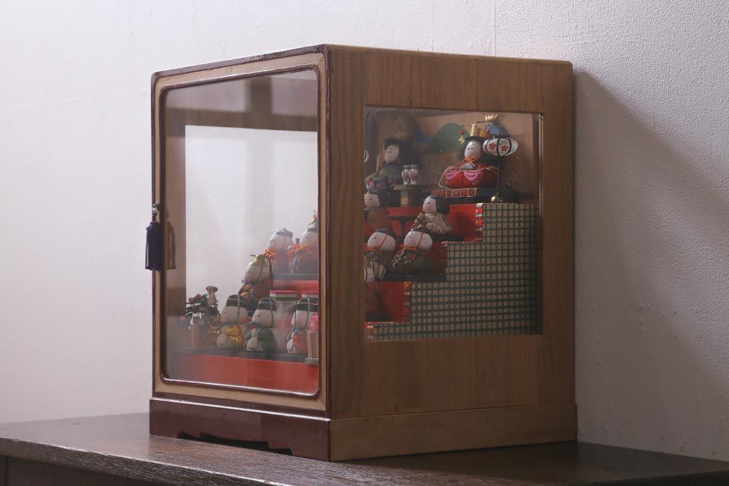 ビンテージ雑貨　昭和期　古い木目込み人形　五段雛飾り(雛人形、ケース付)(R-042072)