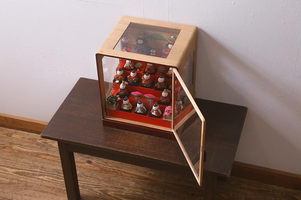 ビンテージ雑貨　昭和期　古い木目込み人形　五段雛飾り(雛人形、ケース付)(R-042072)