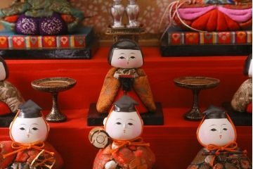 ビンテージ雑貨　昭和期　古い木目込み人形　五段雛飾り(雛人形、ケース付)(R-042072)