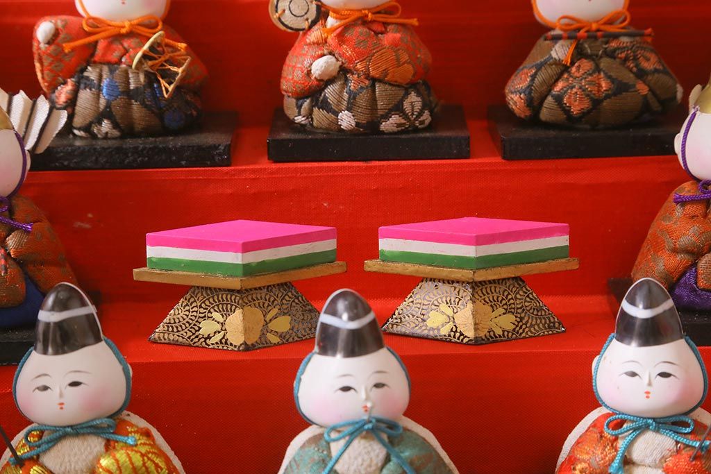 ビンテージ雑貨　昭和期　古い木目込み人形　五段雛飾り(雛人形、ケース付)(R-042072)