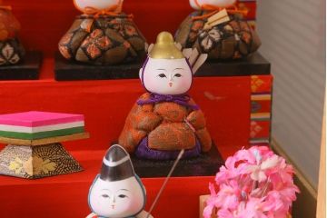 ビンテージ雑貨　昭和期　古い木目込み人形　五段雛飾り(雛人形、ケース付)(R-042072)