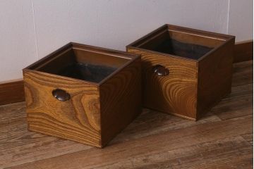 アンティーク雑貨　昭和初期　高級品!　桑材　共箱付き　美しい杢目の角火鉢一対(箱火鉢、手あぶり)(R-042074)