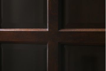 中古　北海道民芸家具　洗練された佇まいが魅力的な本箱・小(ブックケース、収納棚、戸棚)(R-042079)