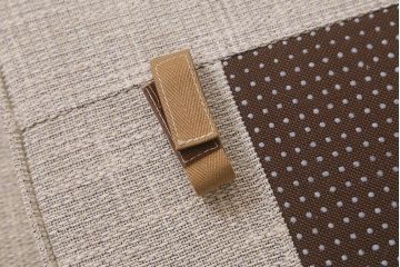 中古　飛騨産業　キツツキ　森のことば　SN15W　木のぬくもりを感じる2人掛けソファ(定価約28万円)(二人掛け、アームソファ)(R-042081)