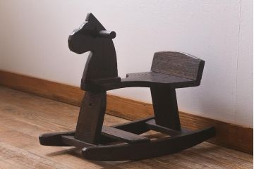 アンティーク雑貨　明治大正期　会津　栗材　趣溢れる木馬(そり)(R-042085)
