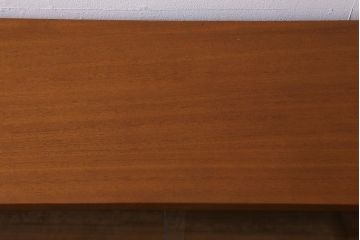 ヴィンテージ家具　北欧ビンテージ　チーク材　ミッドセンチュリースタイルにぴったりのキャビネット(リビングボード、飾り棚、収納棚、ブックケース)(R-042091)