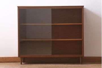 ヴィンテージ家具　北欧ビンテージ　チーク材　ミッドセンチュリースタイルにぴったりのキャビネット(リビングボード、飾り棚、収納棚、ブックケース)(R-042092)