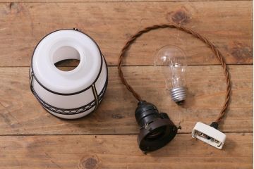 アンティーク照明　昭和初期　和の雰囲気漂う天井照明(吊り下げ照明、ペンダントライト)(R-042097)